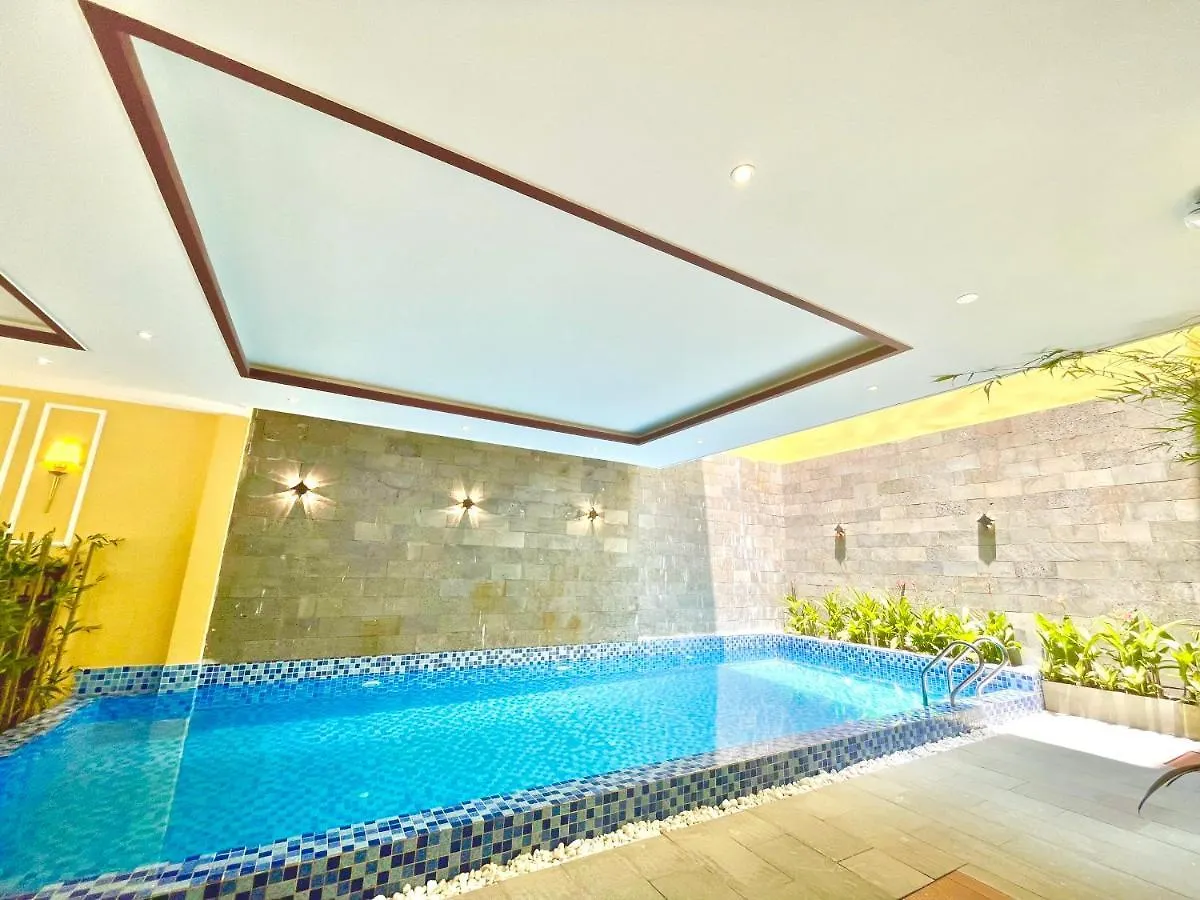 Chillax Old Town Villa Χόι Αν